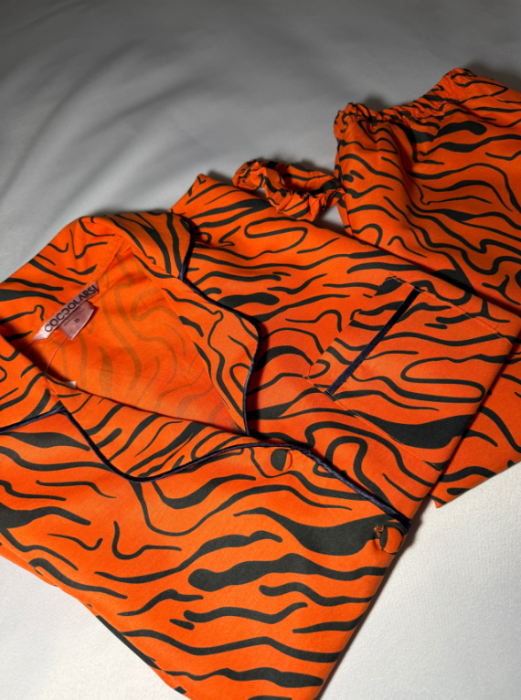 Zebra Desenli Turuncu Pijama Takımı