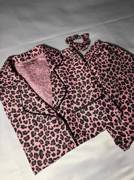 Leopar Desenli Saten Pijama Takımı